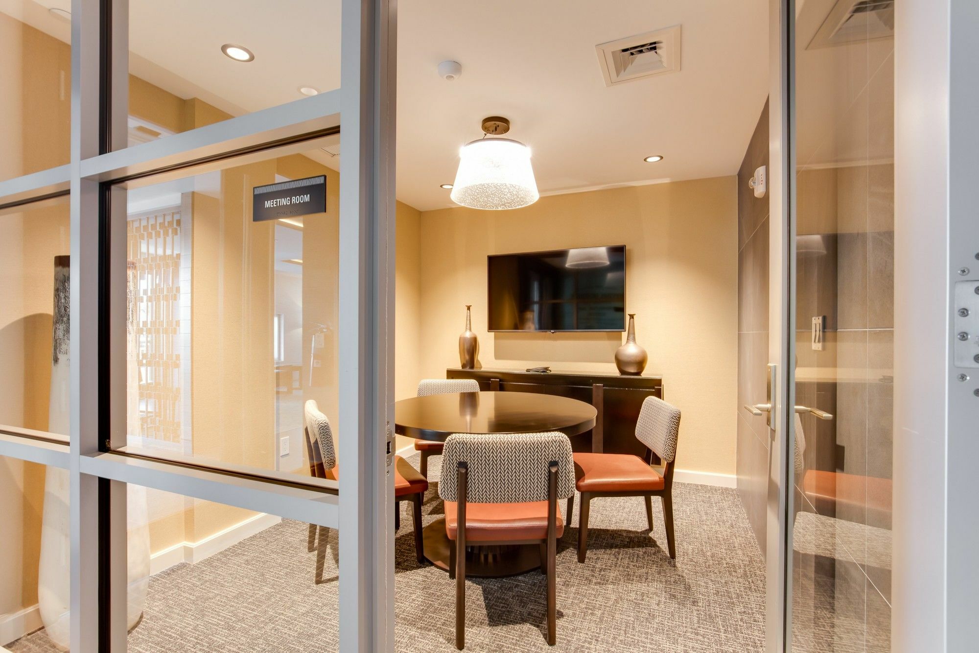 Global Luxury Suites Longwood Medical Brookline Eksteriør bilde